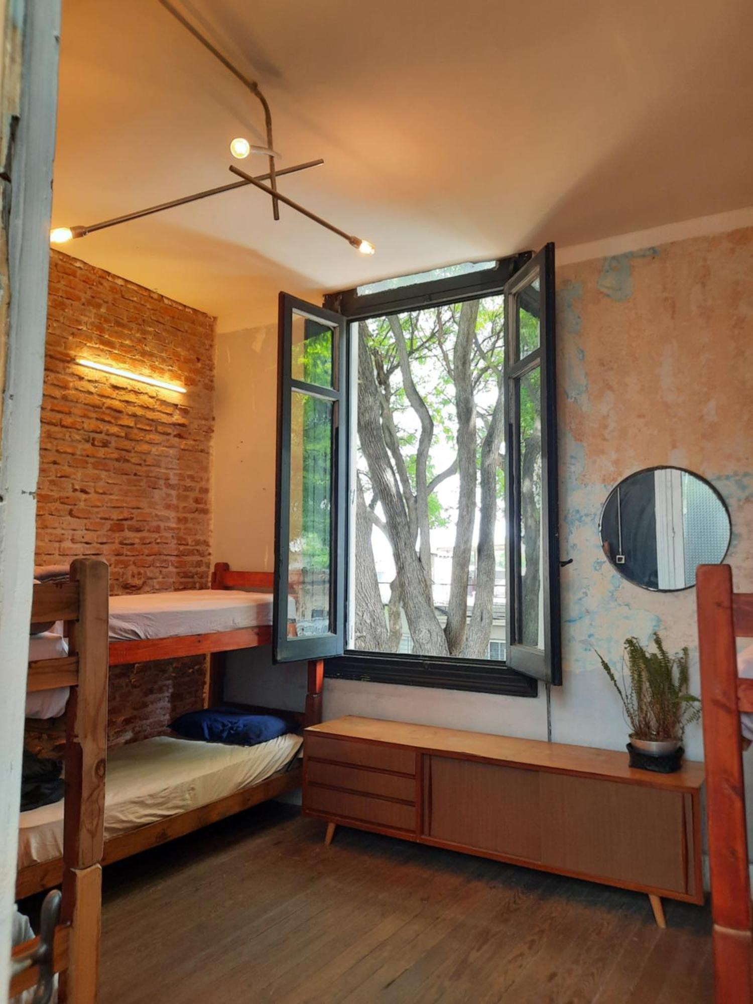 Casa Mutante Hostel 蒙得维的亚 外观 照片